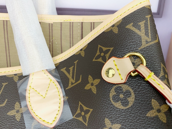 ルイヴィトンバッグ素材ディテール